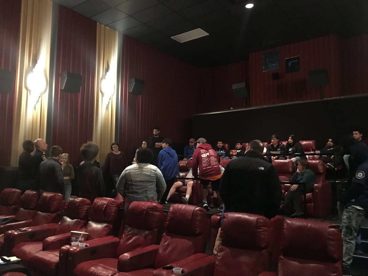 OmahaPolice's tweet photo. Spent the afternoon with kids from the @BGCM North &amp; South &amp; youth from @BethElOmaha watching “The Hate U Give” #genuineconversations #relationships #opd These kids have great perspective &amp; insight. We need to work hard to understand each other. 👮‍♀️💙🏃🙏 https://t.co/kSyFm3fgpr