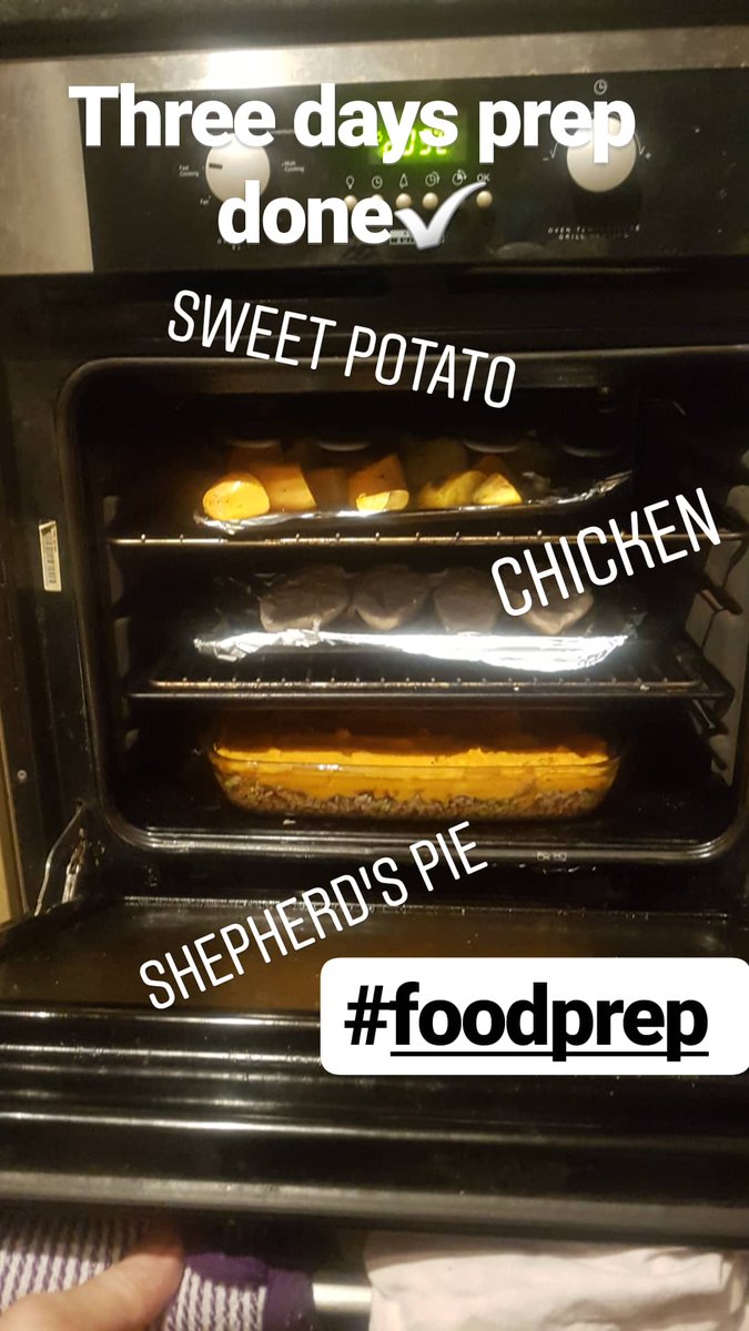 wayneianson1982's tweet photo. Prep all done for the next three days. 

#MisterNutriton #Foodprep #foodporn https://t.co/EpkXB9Z8g3
