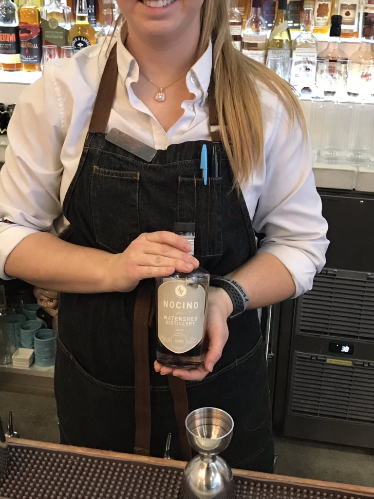 AffortitDesigns's tweet image. Stopped at Bardstown Bourbon Company today and to my surprise spotted this on the shelf. Great to see some Columbus, OH in Bardstown, KY @btownbourbon @Watershed_Ohio