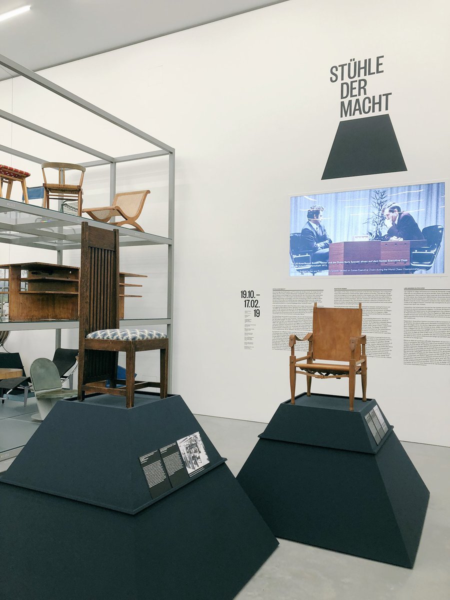 ilariadefilippo's tweet photo. Allo #schaudepot di Vitra invece (oltre alle sedie della collezione permanente) un bell’excursus sulle #seatsofpower https://t.co/quKbf8XcyG