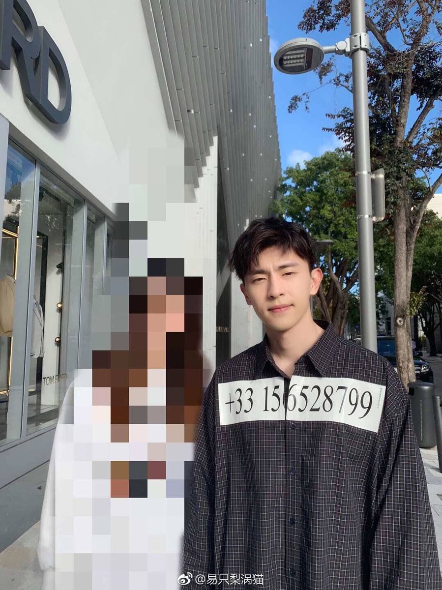 deng_lun's tweet photo. 🖼 181104 Denglun Spotted in Miami #邓伦 #DENGLUN https://t.co/RBlwdv0XoU