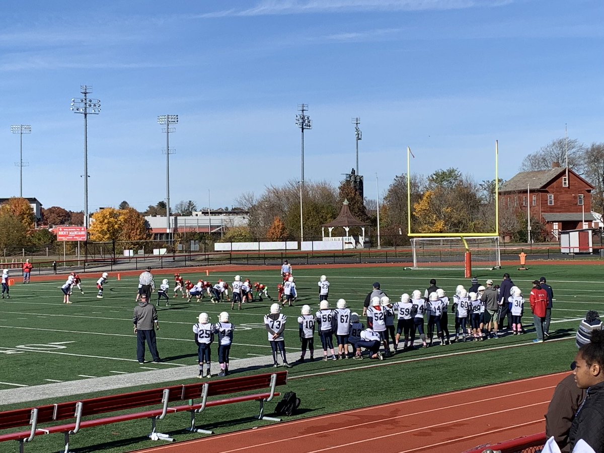 Ms. Goodwin, @MissBrennan33 and <a href="/Pearsonteam31/">Michael Pearson</a>  connecting with our students at the Super Bowl in Brockton. Great game boys!