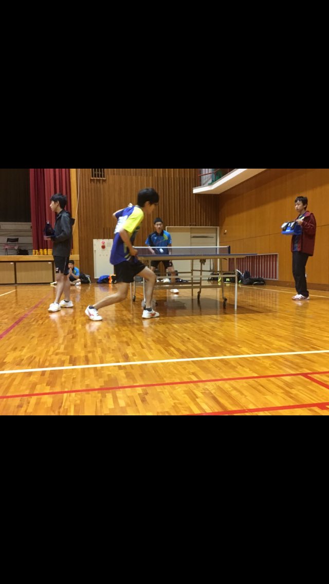 11月3日に加悦谷高等学校で公立校大会卓球部が行われました。
皆さん健闘し、4勝1敗という好成績を残しました。
来年もこのような成績をいや、これ以上の成績を残してきてもらいたいです。
選手の皆さんお疲れ様でした。