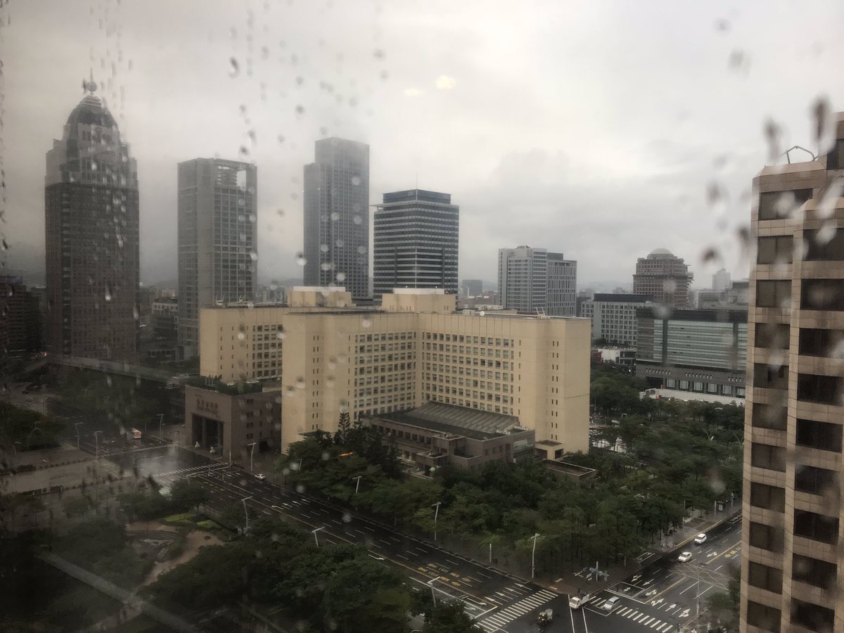 MikeAClare's tweet image. Looks like the right place. A bit drizzly today... #icse18