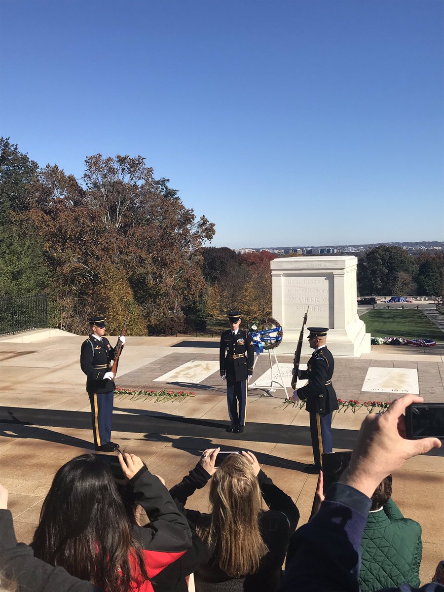 helenbaptist's tweet image. Visited @ArlingtonNatl today and saw the change of watch at the Tomb of The Unknown.  #profound #movingexperience #freedomisntfree #coastguard #VeteransDay #veteranfamily