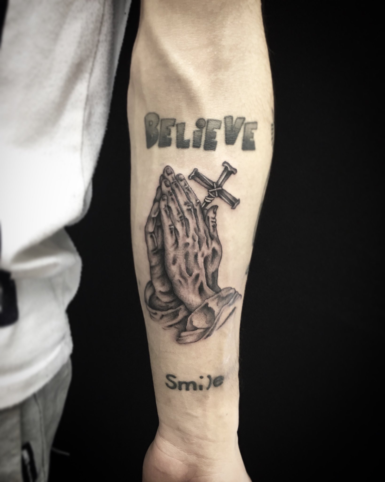 新宿タトゥー Fox Gate Tattoo على تويتر 腕 プレイハンドのタトゥー 11月5日 本日も営業中 和彫りからワンポイント トライバル B Gまでオールジャンル対応のタトゥースタジオ 東京新宿fox Gate Tattoo 新宿駅徒歩7分 個室ブース完備 その他のタトゥー