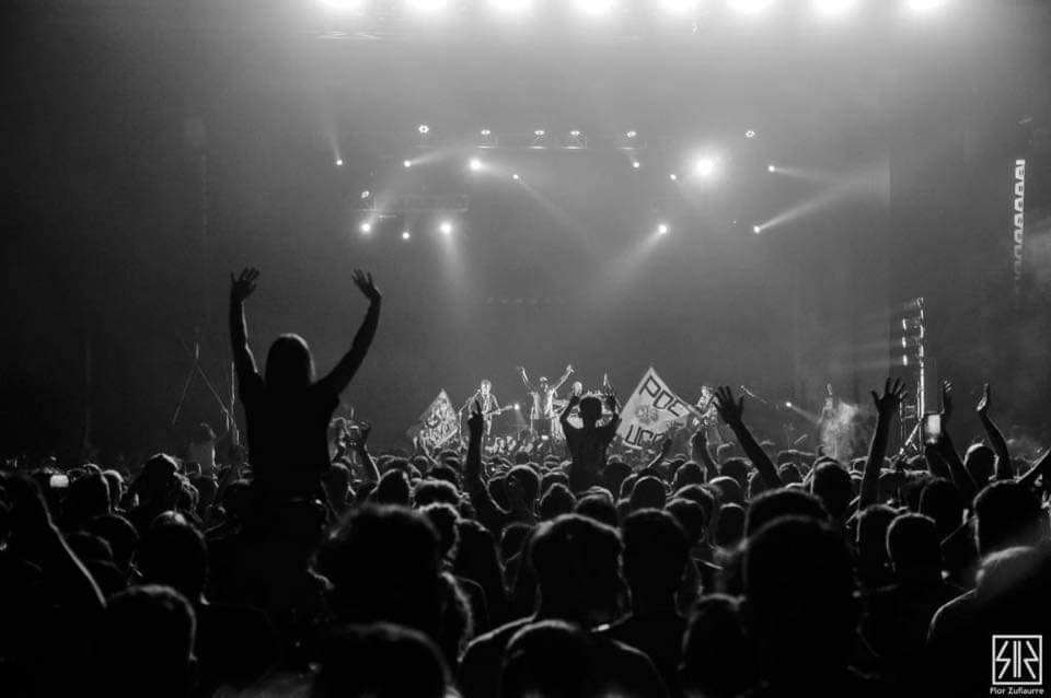 #AdelantoRitual 🔥
_________________________________

@GuasonesoficiaI en Plaza de La Música. (Nueva Córdoba)
_________________________________

Fotografía 📸| <a href="/Flozufiaurre/">Flor Zufiaurre</a>