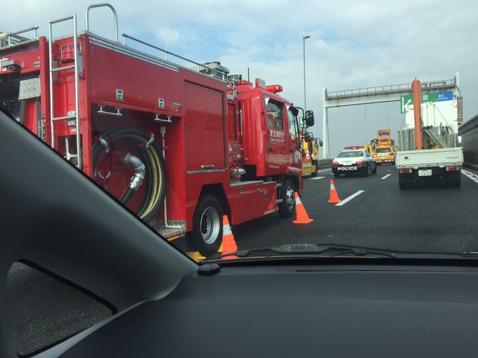 事故 首都高速 堀切jct周辺で割り箸が散乱 車両火災も 現地の様子は まとめダネ
