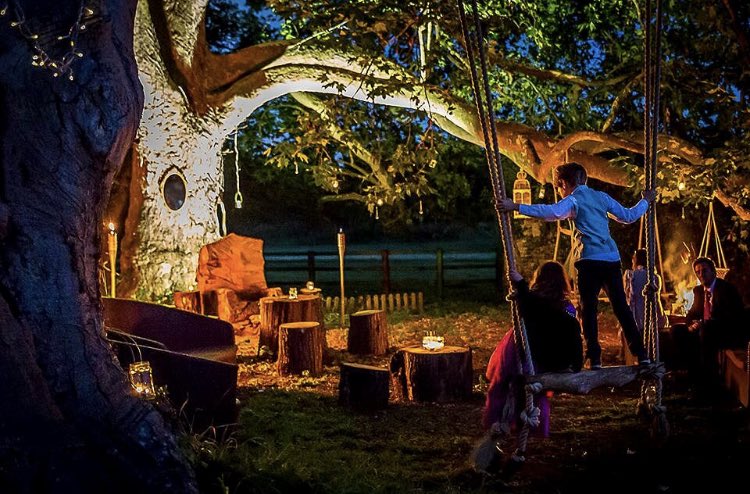 Sparkford_Hall's tweet image. #SparkfordHall is the perfect venue for your special day. Gorgeous grounds of 23 acres, stunning Georgian House, swimming pool, fire pit, sound proofed party cellar, sauna, camping, cinema room, walled garden, cottage,The Barn &amp;amp; so much more. Call our team 01963 441553 #Somerset