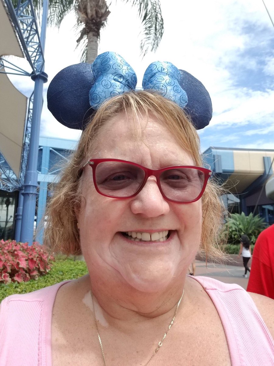 TrainingTech's tweet image. Happy Birthday Mickey We Love you#ShareYourEars