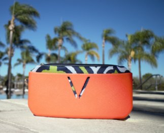 evolutionsmartb's tweet image. Thank you for all the support and love from the visitors at our Carlsbad fair booth today - we hope you are enjoying your new bags! #evolutionsmartbag #bestbagever #love #purse #style #fashion #clutch