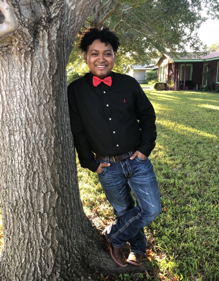 txdeca2's tweet photo. TEXAS DECA D2 would like to announce the “Member of the Month” for October, TRE WHITE. He did his research and found out that @DECAInc was a perfect fit for @VictoriaWestHS. Tre thanks for taking the LEADERSHIP to help start-up a chapter. #readyforit #readyforbusiness @TexasDECA https://t.co/onw1Kkbxap