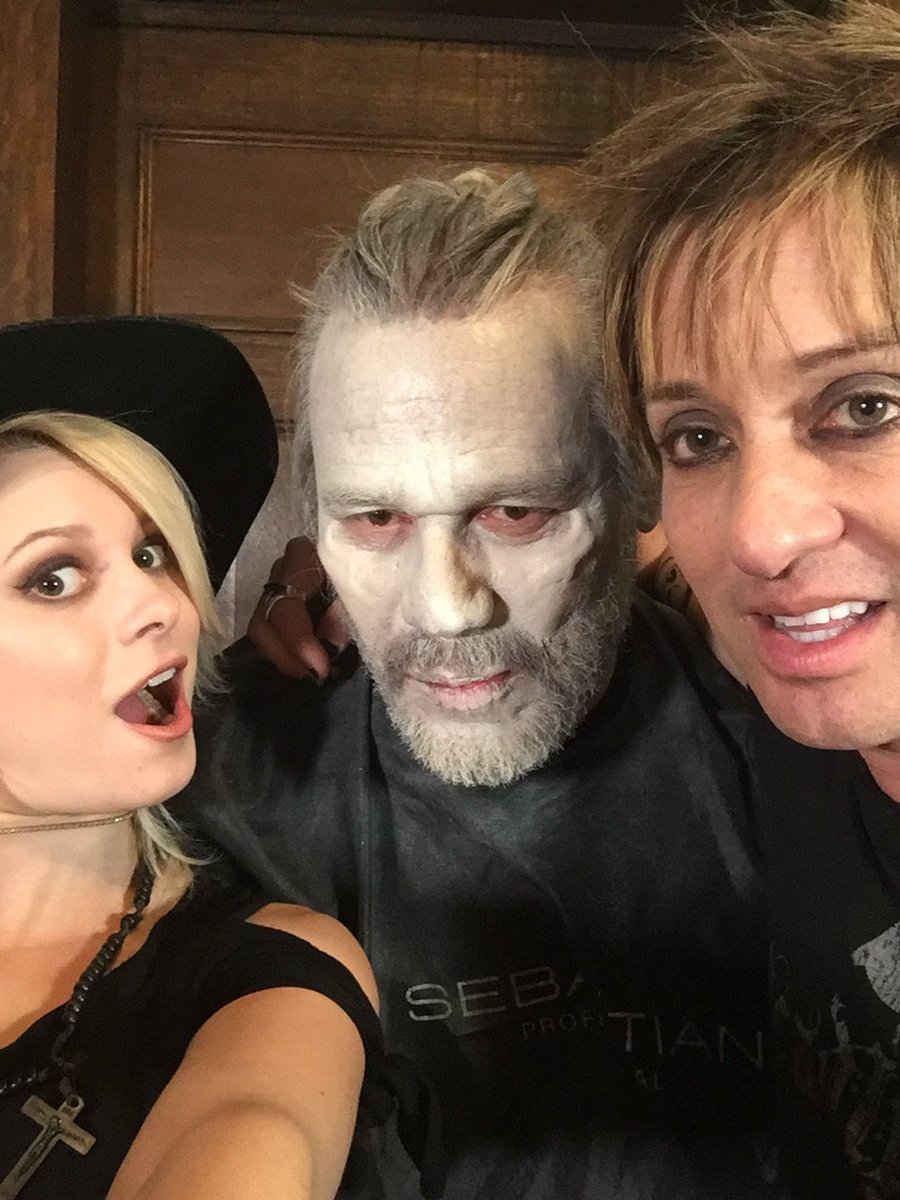 Characters Violet, Mr.Riddle and Peter Gunn on the promo set of #TheRiddleHouse such a badass shoot #hauntedhouse #film #Darkwave #actors #ghosts #death #hell #EnjoyTheShow