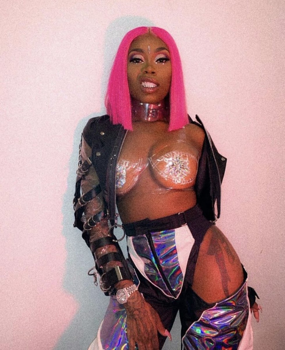 Mosqussy_'s tweet image. ɪᴄᴇ, ɪ'ᴍ ᴛʜᴇ ʜᴀʀᴅᴇsᴛ ᴅᴏʟʟ
ɪᴄᴇ, ᴀsɪᴀɴ, ᴏғ 'ᴇᴍ ᴀʟʟ
ɪ'ᴍ ᴊᴜsᴛ, ᴏғ ᴛʜᴇ ʙᴀᴅᴅᴇsᴛ ᴏғ 'ᴇᴍ ᴀʟʟ, ᴀɴᴅ ᴛʜᴇ ʏᴏᴜɴɢᴇsᴛ ᴅᴏʟʟ @ImAsianDoll sᴏ ɪᴄʏ ᴘʀɪɴᴄᴇss ❄️💎 #FirstOff