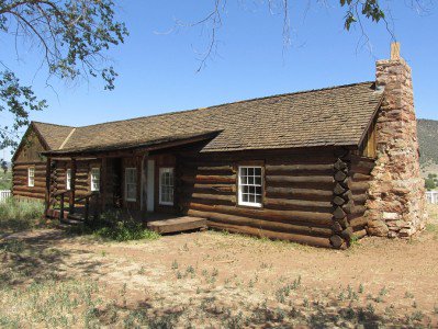 WesternTrips's tweet photo. A Visit to Fort Apache Historic Park in Arizona...See...https://t.co/lTpGbOahZT  #fortapache #apaches #historical #historictowns  #southwesttravel #roadTrip #roadtripchat #oldwest #historicphotos #apachewars https://t.co/qRrwnVDSpT