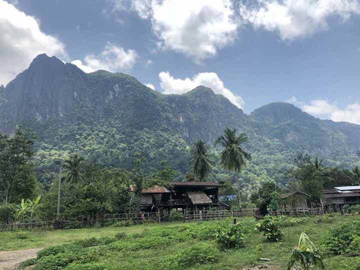 Thong52545568's tweet photo. #khammouanetourism #Hinboune #KouneKongleng #phonesouk17 https://t.co/ddG6O23fsM