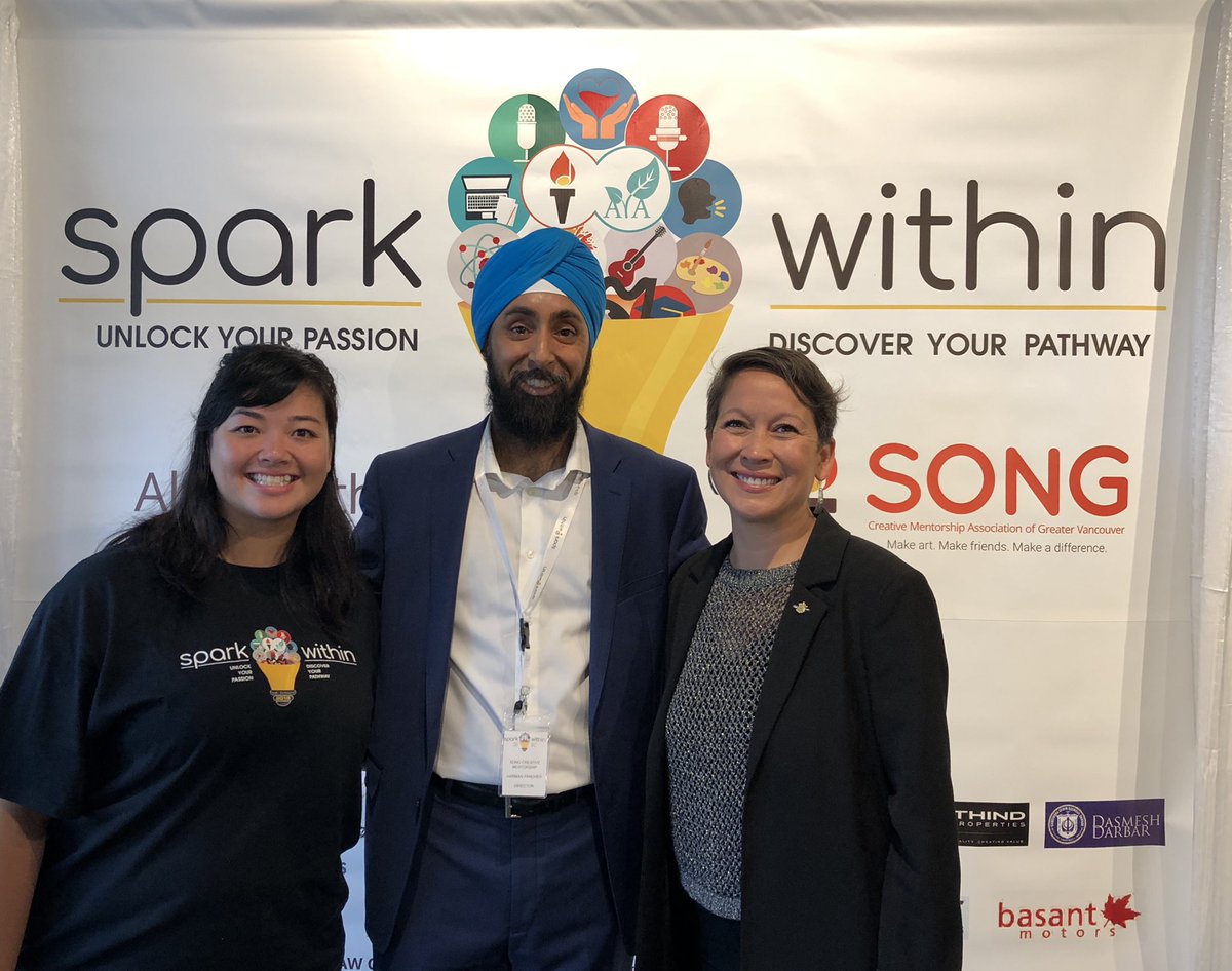 melaniejmark's tweet image. Congratulations @harmanspandher Co-Founder of #SPARKwithIn. #AltruYouthAssociation &amp;amp; @SONGCreative for hosting your inaugural conference. Young people aren’t simply our future allies, they’re doing amazing things in our communities, today. Keep shining! #DTES