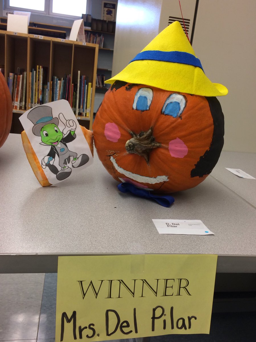 St Anne Bw On Twitter Check Out Our Pumpkin Decorating Contest Winners From Each Division Way To Go Each Class Wins A Pizza Party Thank You Ms Reynolds And Ms Sanche Https T Co 8wm6posjlb