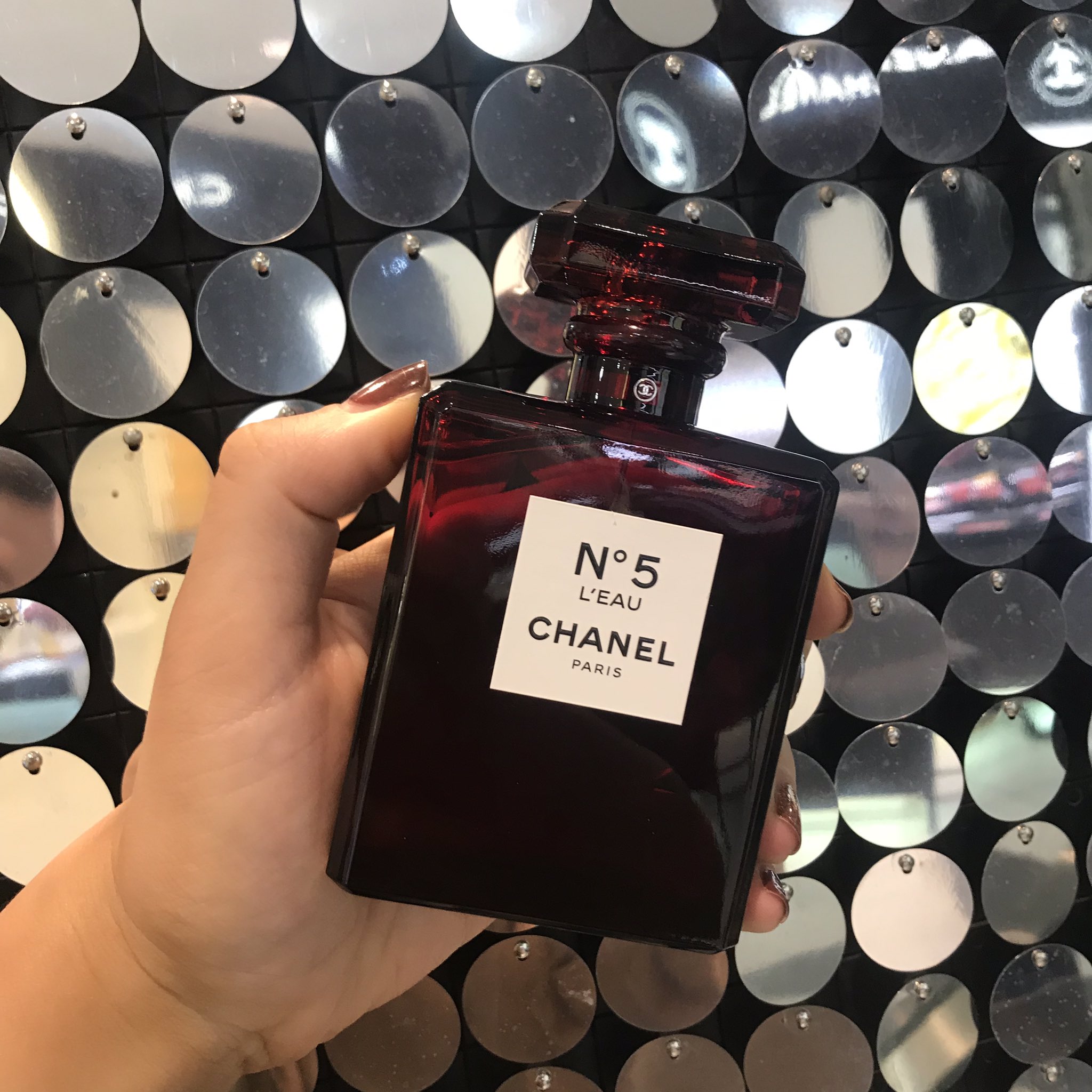 Chanel No. 5 limited-edition red bottle - Christmas