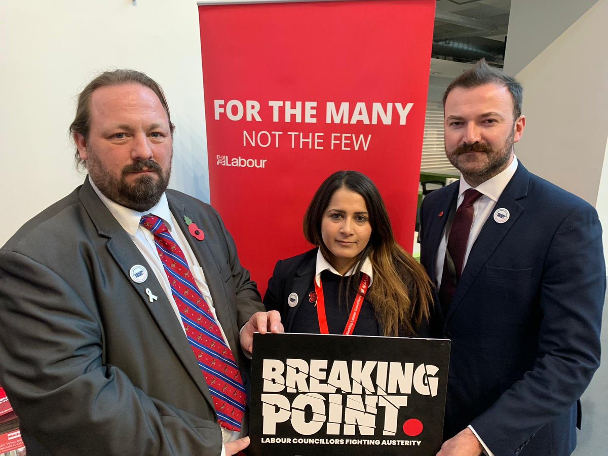 vincemaple's tweet photo. @MedwayLabour Councillors at #LabSE18 sending the clear message Local Government has suffered due to Austerity and is now at #BreakingPoint https://t.co/bV409WYYxc