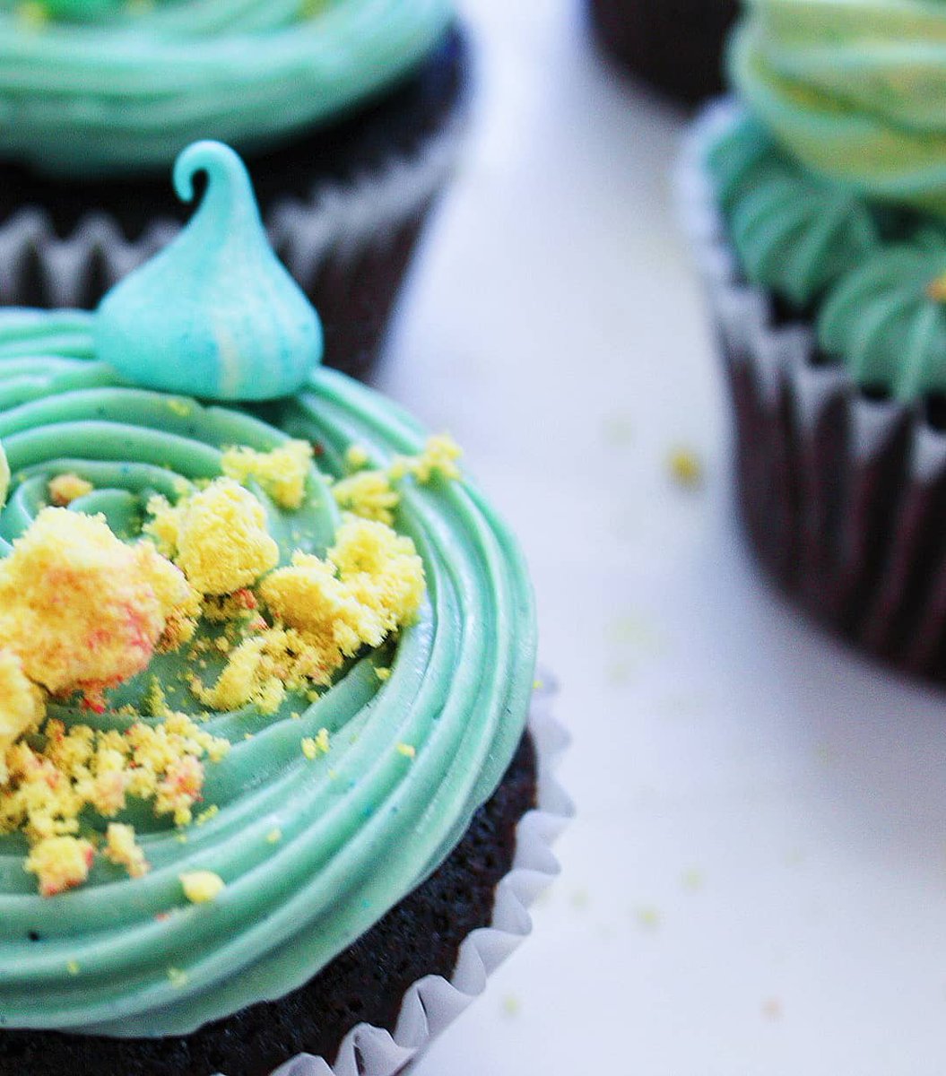 snackboybakes's tweet photo. How about a green Monday💚
#cupcakes #MondayMotivation #capetown #heartchakra https://t.co/mLYjL9gBgu