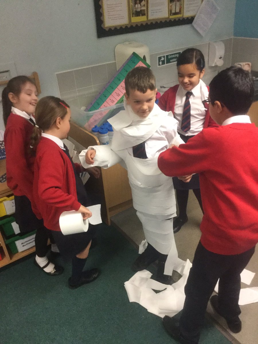 GUPSyear4's tweet photo. 4S completing the mummy challenge for our Immersion day today! #GUPSHINE #GUPShum https://t.co/AvFAfnu3sX