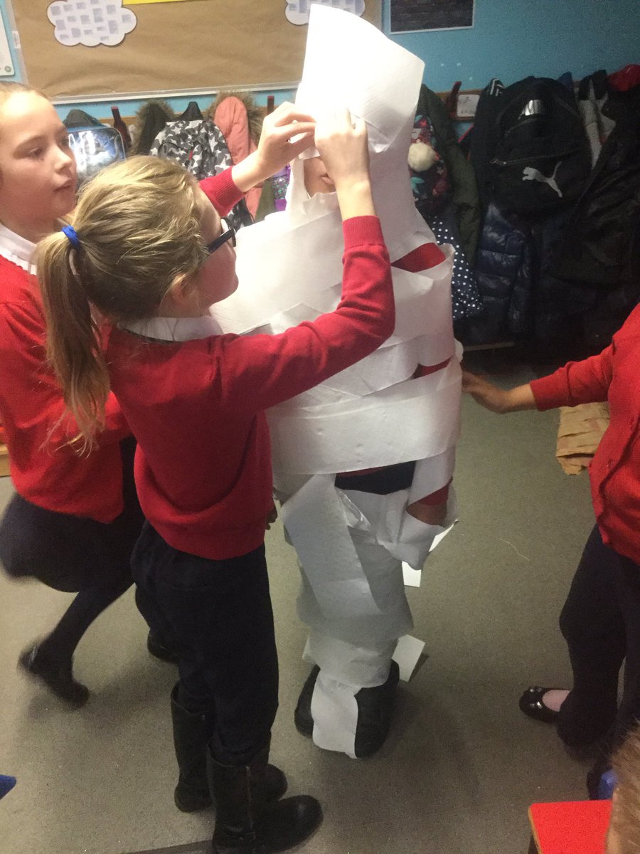 GUPSyear4's tweet photo. 4S completing the mummy challenge for our Immersion day today! #GUPSHINE #GUPShum https://t.co/AvFAfnu3sX