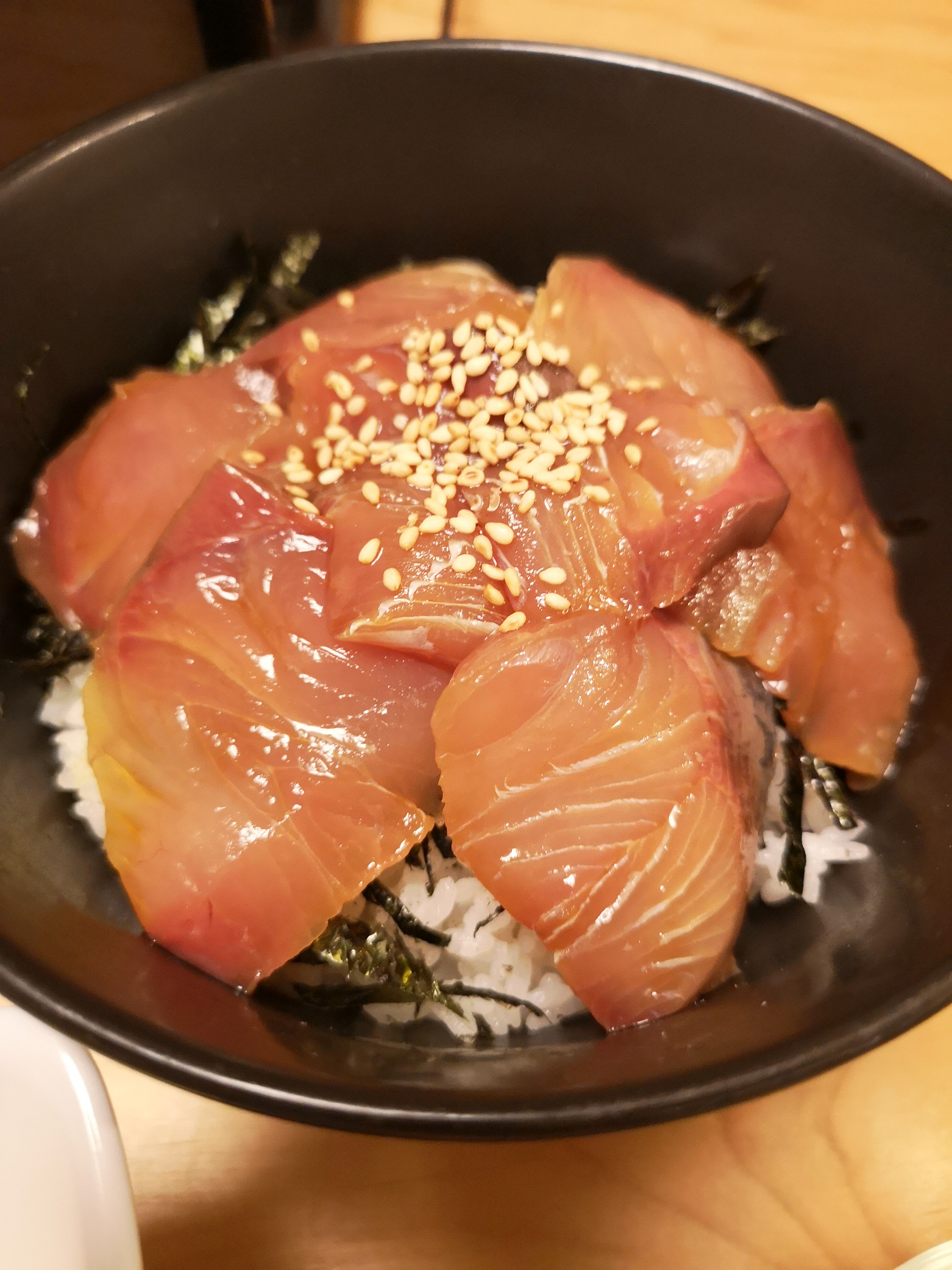 杏耶 あや ド丼パ ぶりの白ぽん漬け丼 さんまとか脂が程よくのってるお刺身を漬けるのがおススメです T Co Ypgffvtya6 Twitter