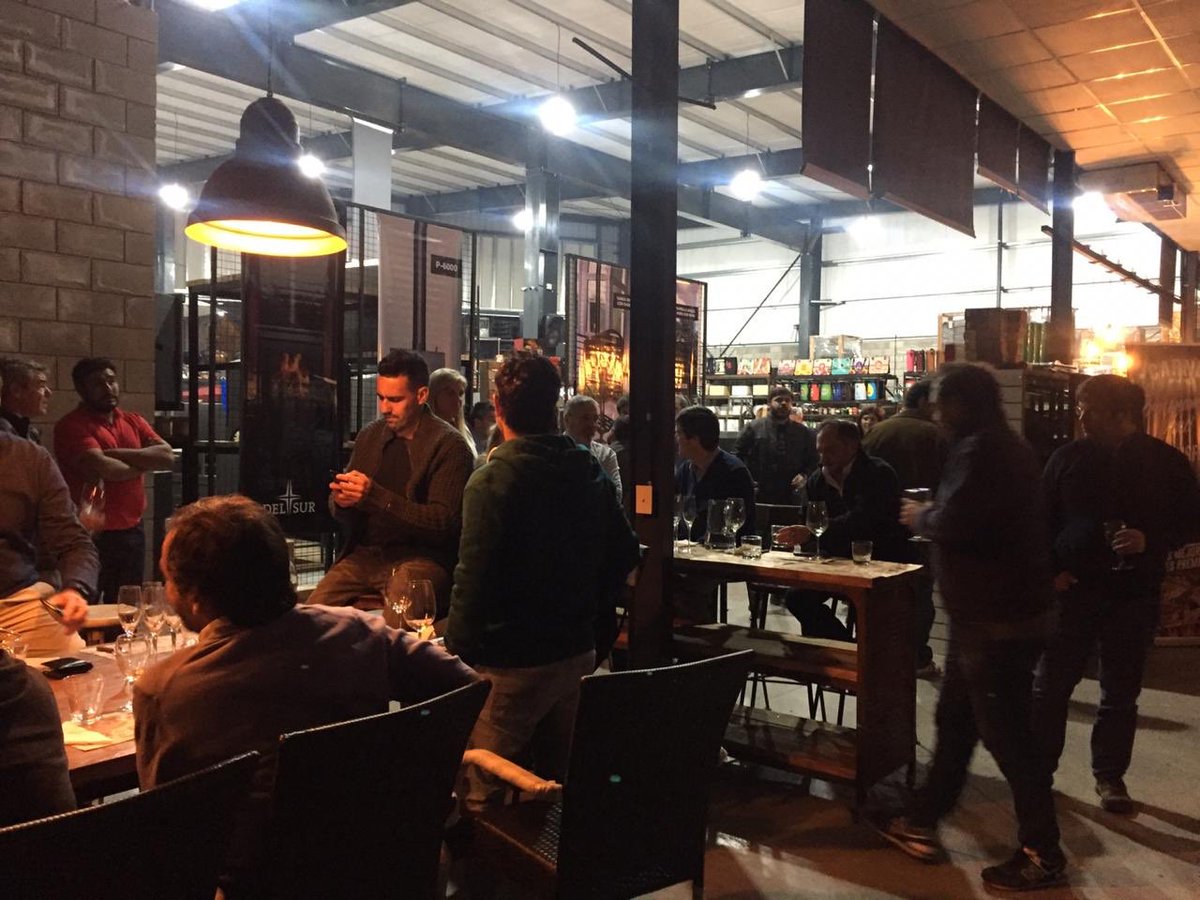 Excelente noche de degustación junto a <a href="/PannunzioWines/">@PannunzioWines</a> @KamadoArgentino en el mejor local de zona norte #grillwest