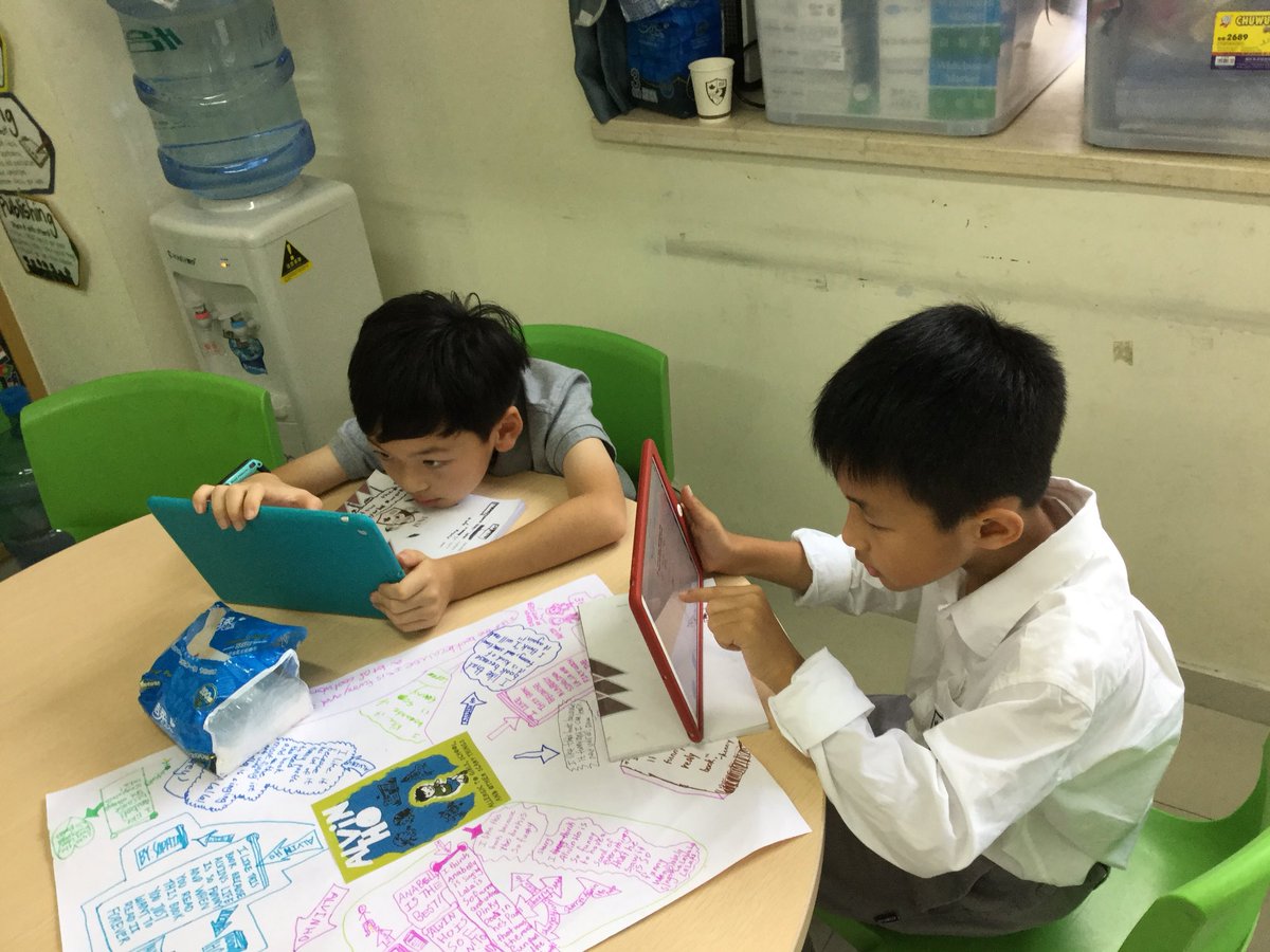 ThomasTucker82's tweet photo. Showing students a new form of assessing their learning. Welcome to the continuum. Inspired by the honest reflection shown by so many students in 3G @ISNS_School. #GoISNS #pypchat #effectiveassessment https://t.co/FlAYogYna2