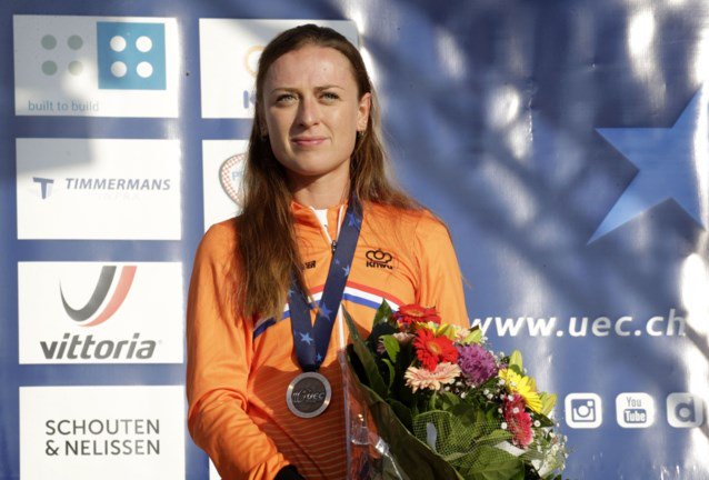 Gemeente Texel feliciteert Denise Betsema met haar derde plaats op het EK veldrijden 2018!