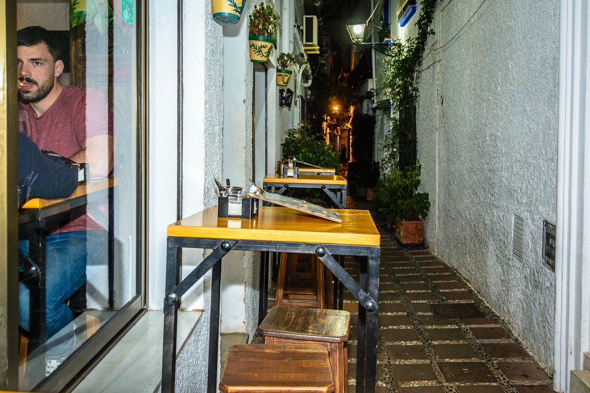 Last guest of the (Sunday) night 
#marbella #spanishart #HappyMonday