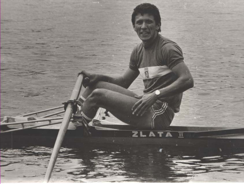 VeslanjeSrbija's tweet photo. Na današnji dan pre tačno 40 godina Milorad Stanulov osvojio bronzanu medalju u skifu na Svetskom prvenstvu za seniore na Novom Zelandu: https://t.co/98nTELVB9H https://t.co/WthBg6Wf92