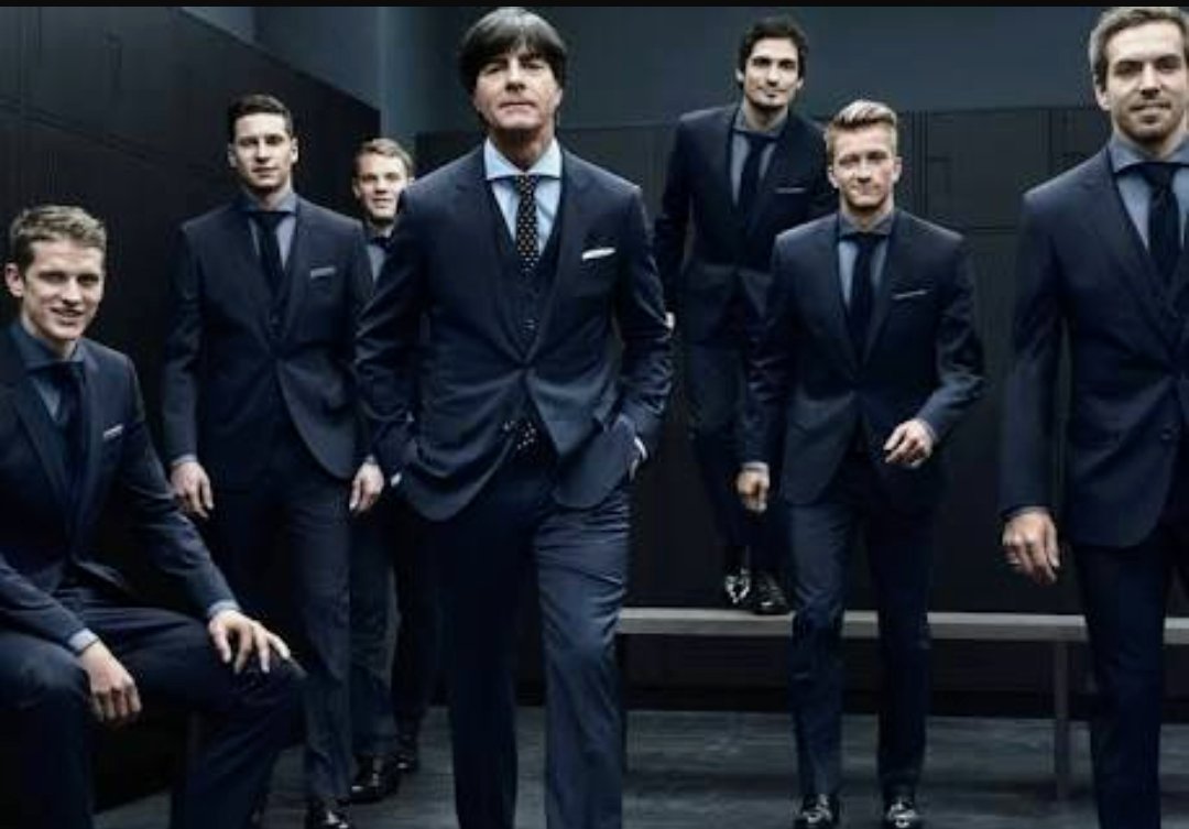 バニコ Auf Twitter サッカー選手のスーツ姿は基本的に外れない 特にドイツ代表のスーツ姿は反則レベル