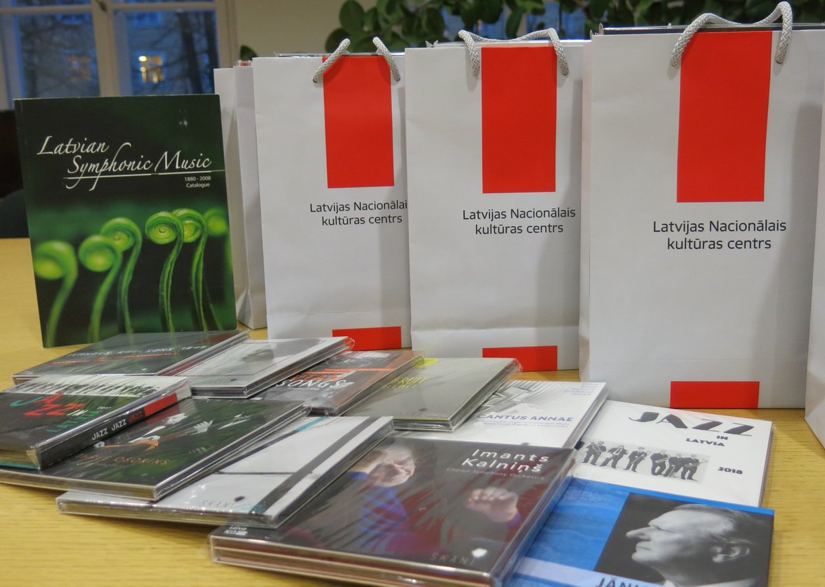 Jau tuvākajā laikā visas Latvijas mūzikas skolas un vidusskolas saņems latviešu mūzikas ierakstus – no klasikas līdz džezam, lai mācību process vēl aizraujošāks un skanīgāks. Paldies Latvijas Mūzikas informācijas centram par dāvinājumu!