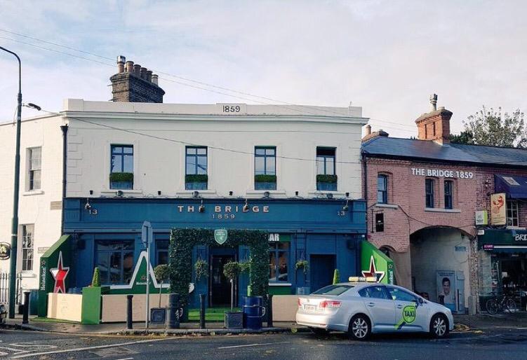 TheBridge1859's tweet image. 2 Tickets to Ireland V Argentina
4 Pints of @Heineken_IE 
2 Match Day Burgers 
1 #MatchDaySorted 
RT to win, winner announced on Friday