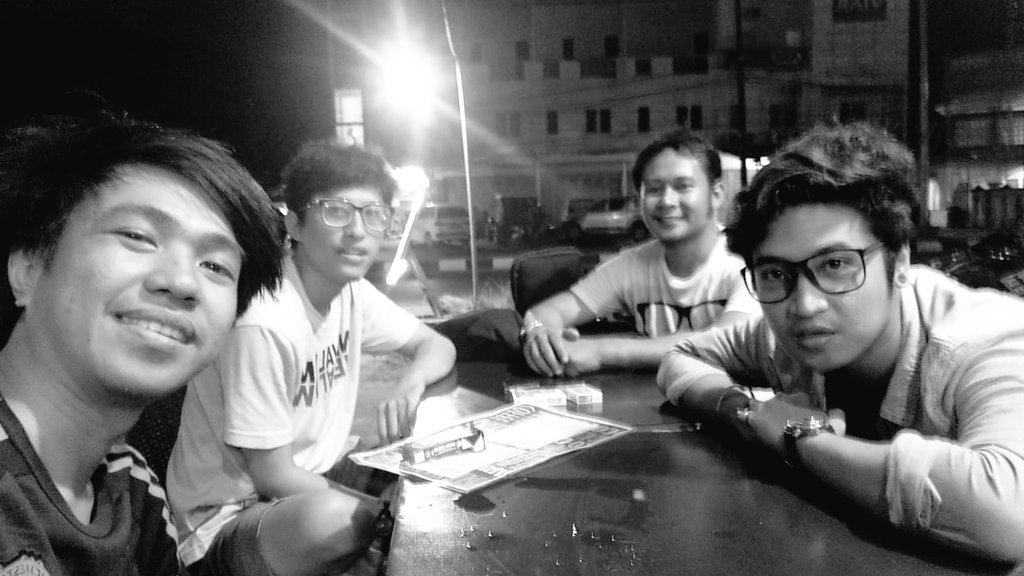 Dua tahun dipisah jarak, kini lengkap kembali 🙂