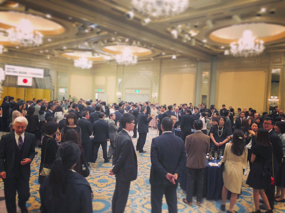 hatsukiyokoo's tweet photo. 本日、いよいよクランクイン!!
自分の登板はも少し先ですが、
楽しんでいきたいと思います!!
写真はパーティシーン。
全員エキストラの方々っ!! #foolenlarge #encinitas #elnest #etoffe #freestrain #surf #surfing https://t.co/Lpkd8EU30t