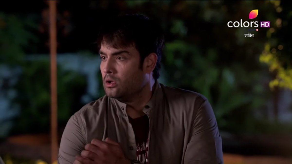blueangellowe's tweet photo. Benim oglum burda olsa akli ile degil kalbiyle hareket ederdi...#ShaktiAstitvaKeEhsaasKi @SandyInci @Vivian_DsenaWeb @zeze_esam @99c0811fcd4a451 @TeamRubiDilaik @Nur_diyorumm @Sakek_TR @Folra15 https://t.co/3eqVhCW8KL