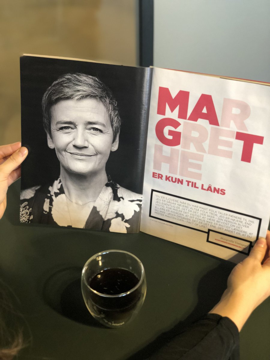 LederneDK's tweet photo. Vi har en ny udgave af Magasinet Lederne på gaden! 101 år efter, vi udsendte det første magasin i 1917. Mød blandt andet @vestager i et stort portræt, og få inspiration til dit lederskab.#dkledelse #MagasinetLederne https://t.co/3N4AAayJ2X