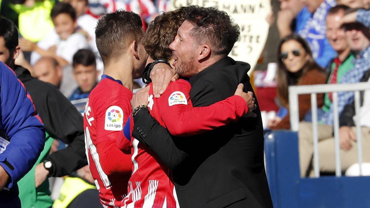 Todo_atleti's tweet photo. Griezmann: “Haremos historia con este proyecto”.

Sinceramente, crees que lo conseguiremos familia?

ENCUESTA 

RT: Si
Fav: No

#ucl @Nissan_ESP https://t.co/54lKX5STQO