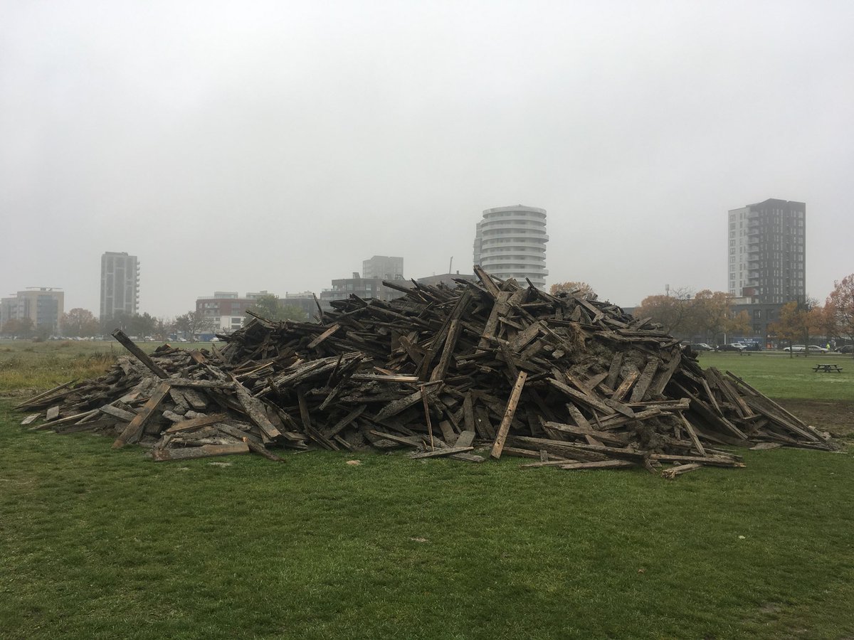 1stBornAndroid's tweet image. Respect your origin story.