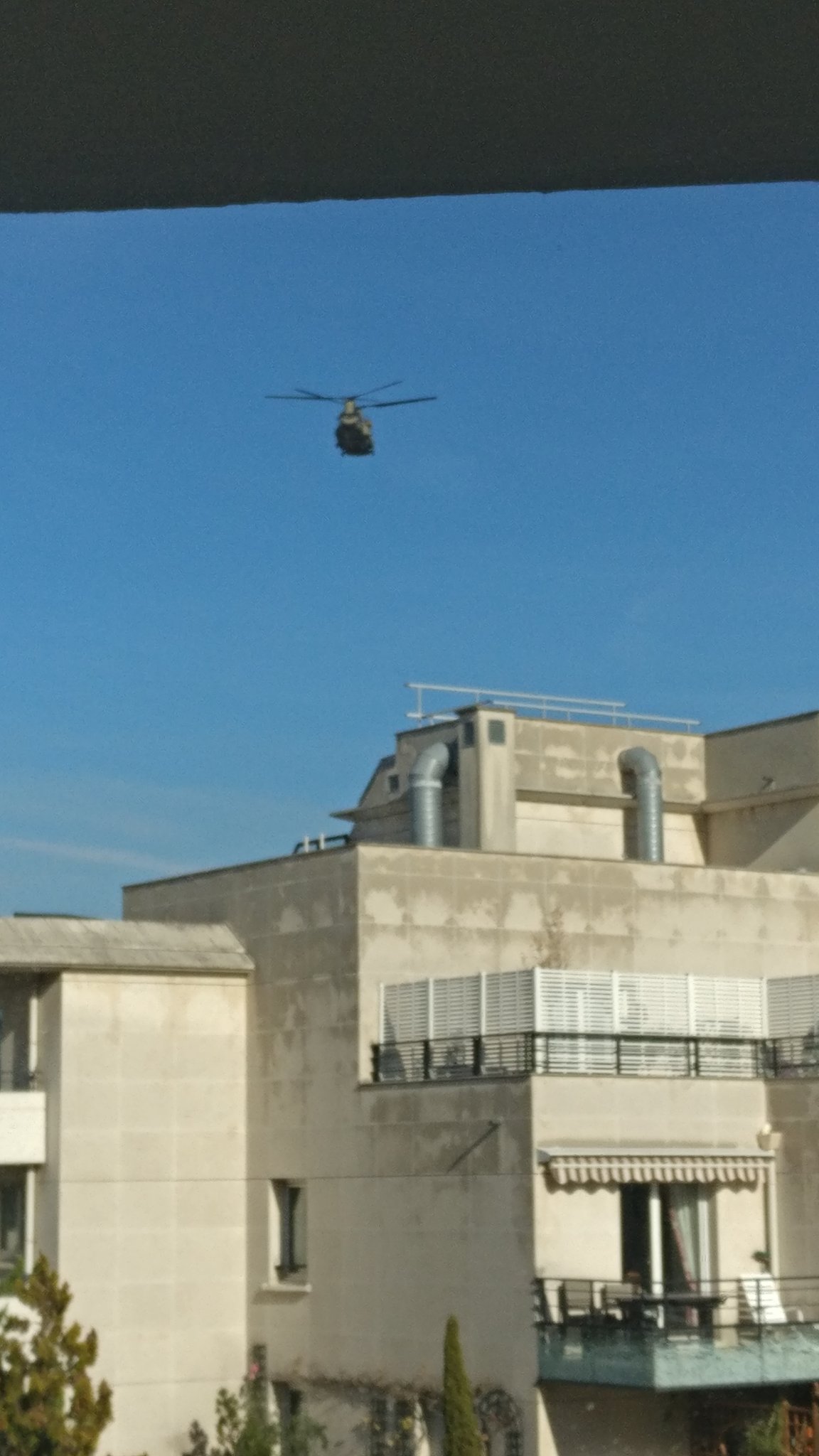 DrPMHChWsAA-xob.jpg:large