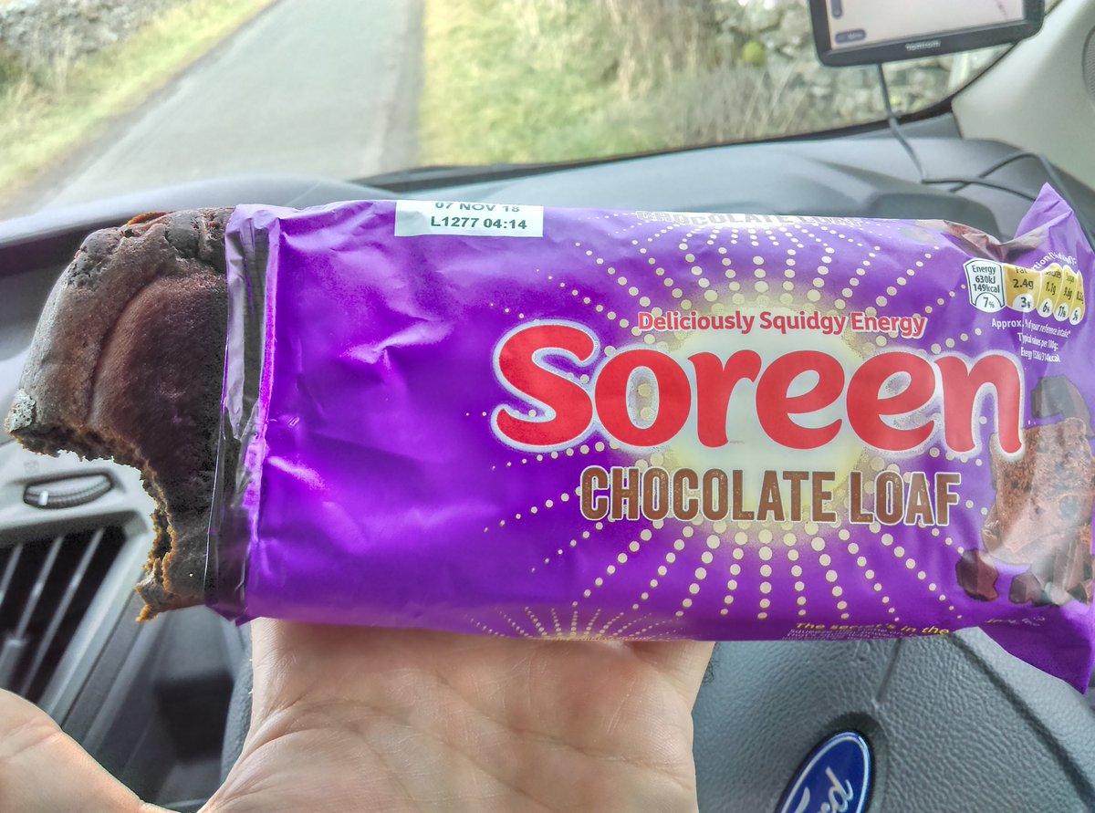 babbajam's tweet photo. I love these meat free Mondays...😂😂 #meatfreemonday #soreen #maltloaf #fatget #chocolate #chocolateloaf #mmmm #inmybelly #vegetarian #almostvegan https://t.co/LkLDFCydo7