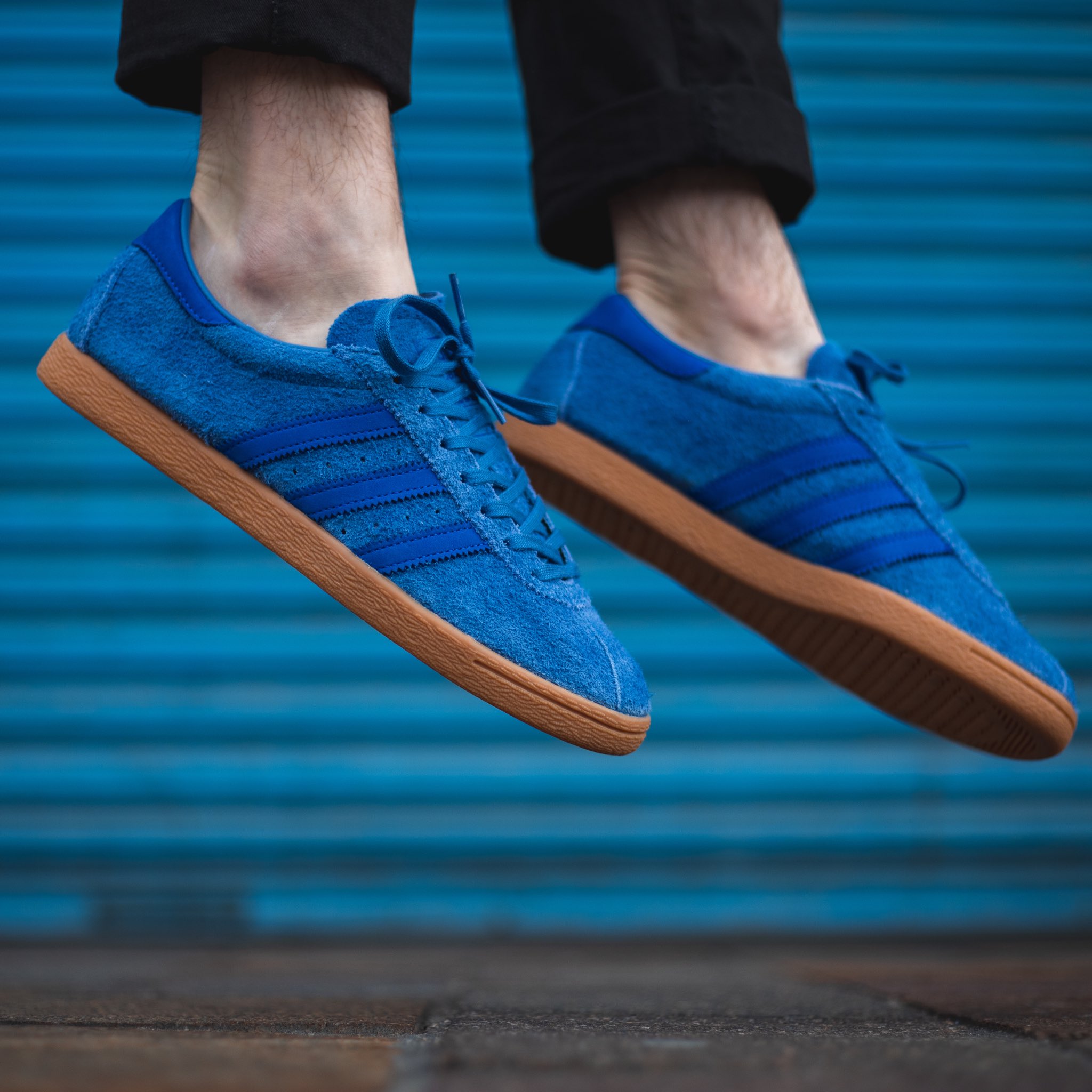 adidas tobacco trace royal