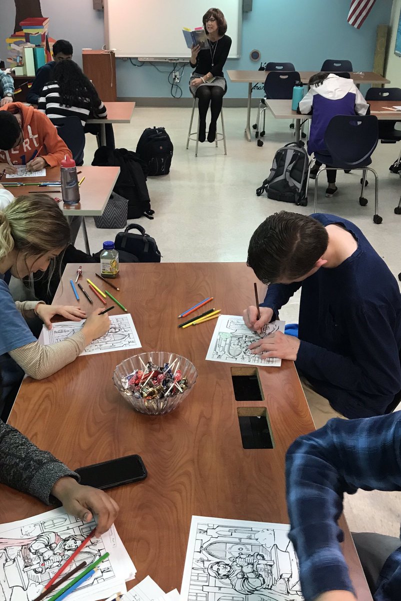 dunntweets's tweet photo. Mrs. Boardman helping students remember King Arthur stories with a little story time. Thank you for your time! 💙#aconnecticutyankeeinkingarthurscourt #DASDpride #dasdstem #nostalgia https://t.co/RTcVboZ2dm