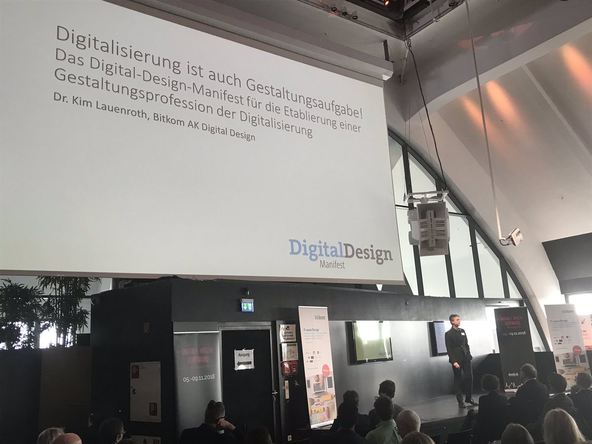 Bitkom_Software's tweet photo. Nun nimmt uns @KimLauenroth mit auf die Reise des #DigitalDesign von #Digitization #Digitalisation #BlindeFlecken #Architektur und #Bauhaus zum #Manifest neue Rollen und #DigitalEngineering Aufregend und inspirierend #itdes18 https://t.co/B2mreV5bKl