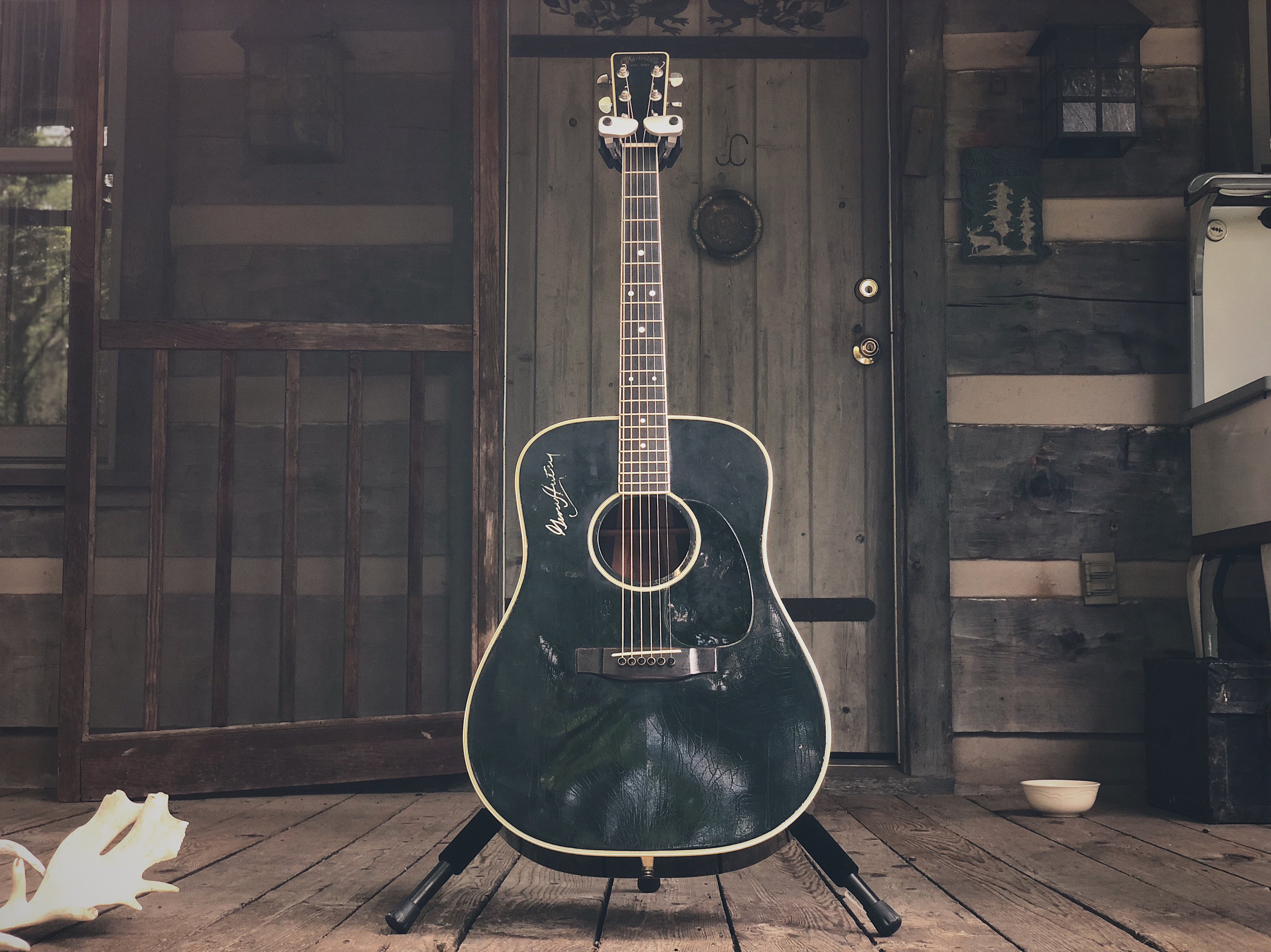 Cash guitar black deals