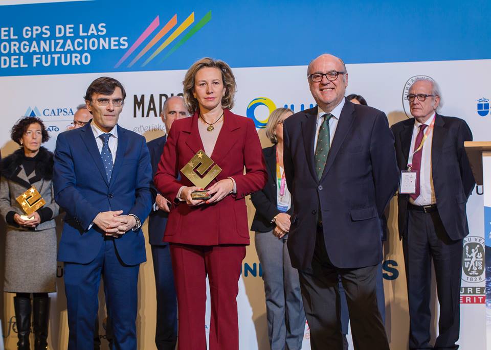 HUInfantaElena's tweet image. Recibimos el título de “Embajador de la #Excelencia Europea 2018” por nuestra estrategia de mejora continua basada en los valores de la excelencia y por contar con el sello @EFQM 5 Stars con más de 600 puntos de valoración ow.ly/tIBT30mv1Av #ForoAnualGPS