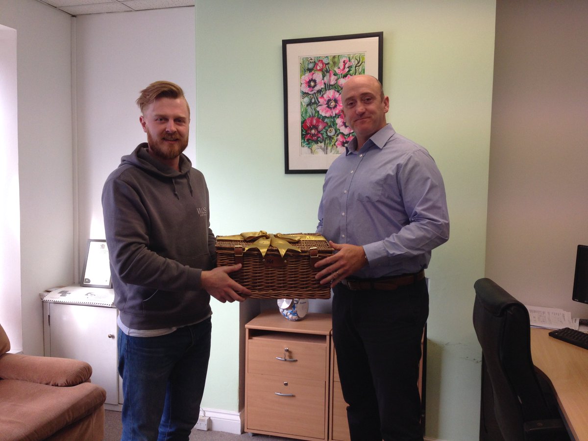Love to see our #tweetyourheat hampers being received.  Glad you liked it <a href="/WDSGreenEnergy/">WDS Green Energy Ltd</a>, well deserved!  #greatinstall #renewableenergy #heatpumps